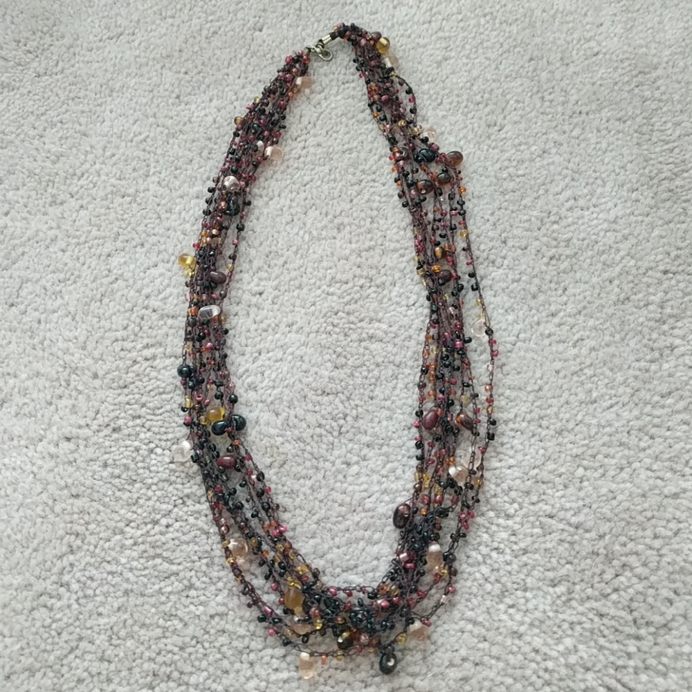 Mixed color layered necklace
